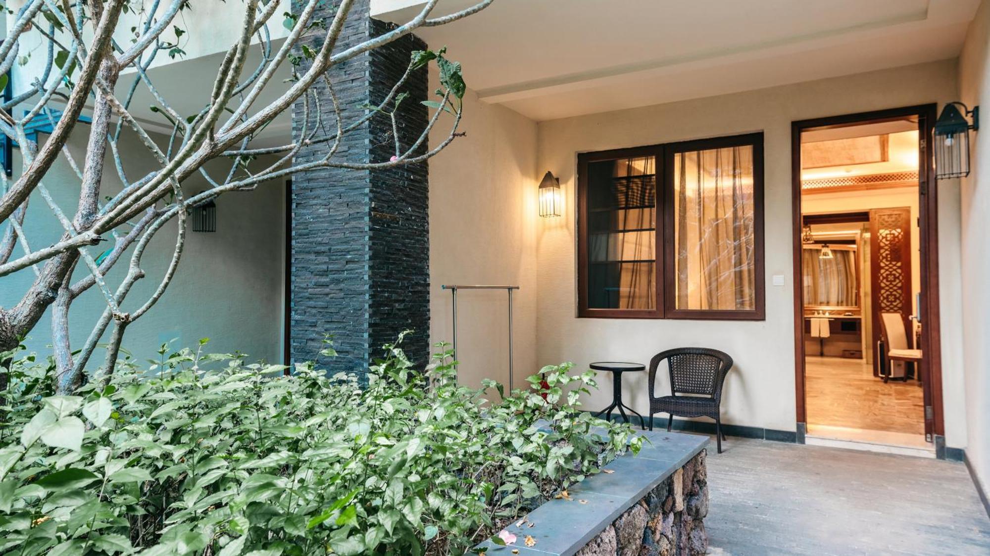Stony Brook Villa Jianguo Resort Sanya Exterior photo