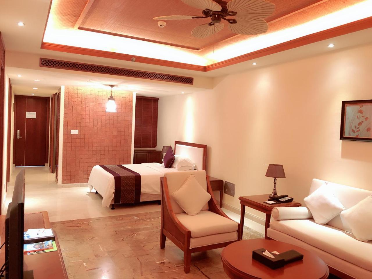 Stony Brook Villa Jianguo Resort Sanya Exterior photo